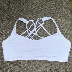 Lululemon Free To Be Bra